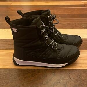 Sorel Whitney II Kids Boot size 7, Black, New without box.